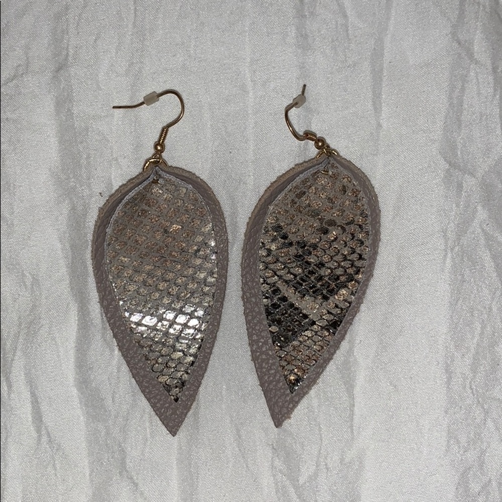 Snakeskin leaf earrings